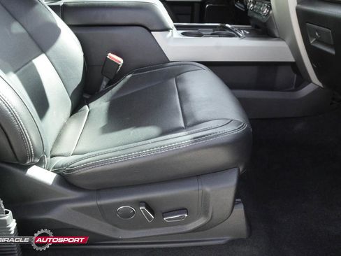 Used 2017 Ford F350 Lariat w/ Lariat Ultimate Package image 31