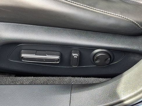 Used 2023 Honda Accord Touring image 29