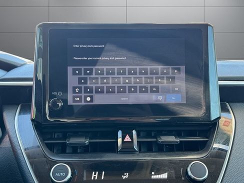 Certified 2025 Toyota Corolla LE FWD image 21