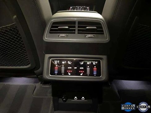 Used 2024 Audi Q8 e-tron Premium Plus image 76