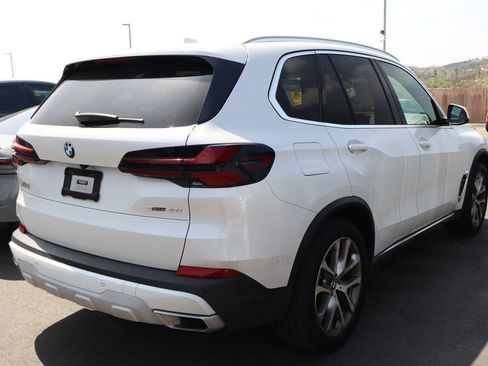 Certified 2024 BMW X5 sDrive40i w/ Parking Assistance Package RWD image 3