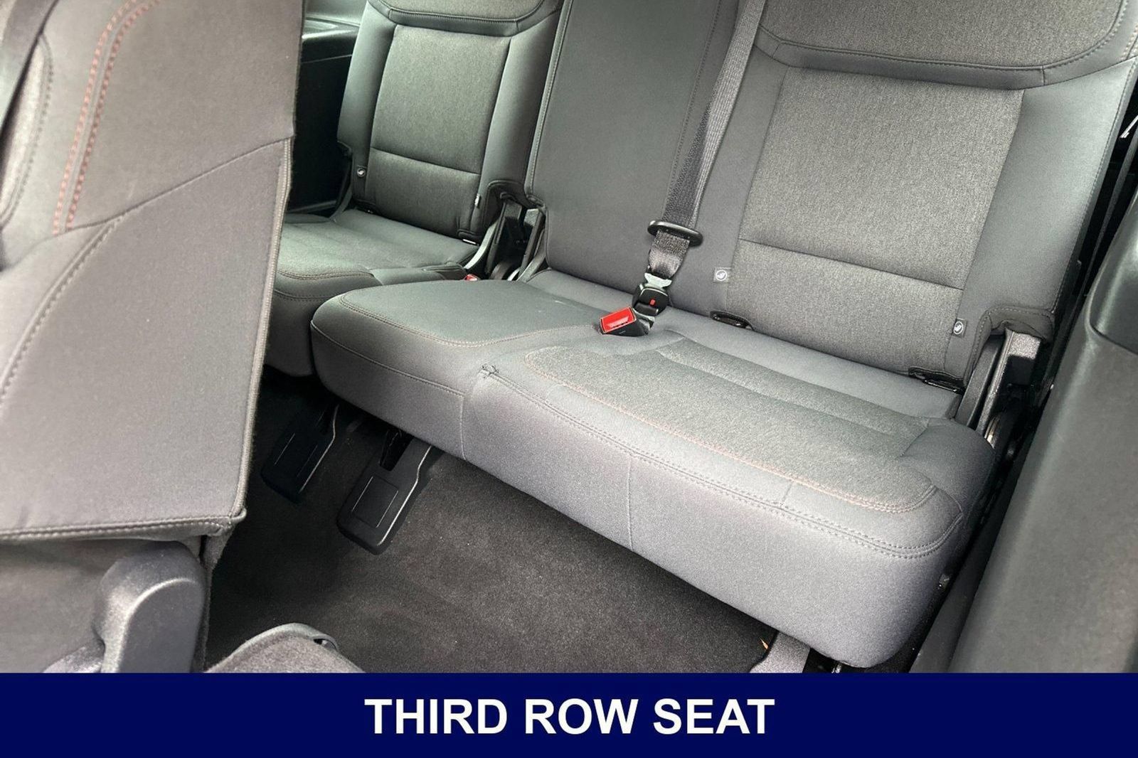 Used 2025 Ford Expedition Active AWD/4WD image 19