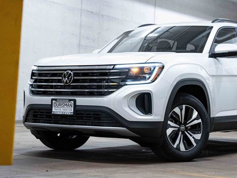 New 2026 Volkswagen Atlas SE AWD/4WD image 2