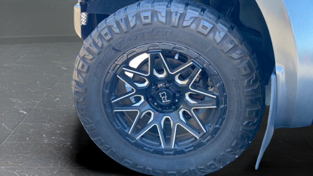 Used 2017 Ford F150 Raptor w/ Equipment Group 802A Luxury AWD/4WD image 29