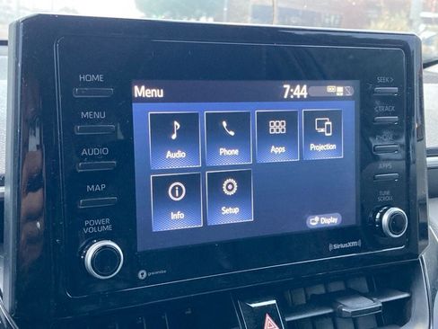 Used 2022 Toyota Corolla Cross L image 17