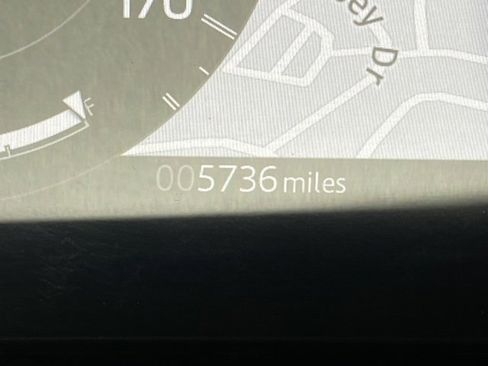 Certified 2024 Land Rover Discovery Sport S image 28