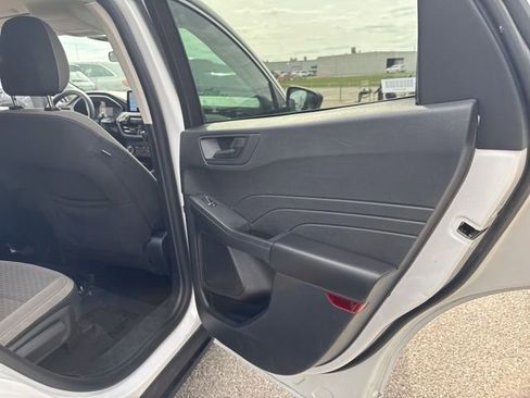 Used 2022 Ford Escape SE AWD/4WD image 10