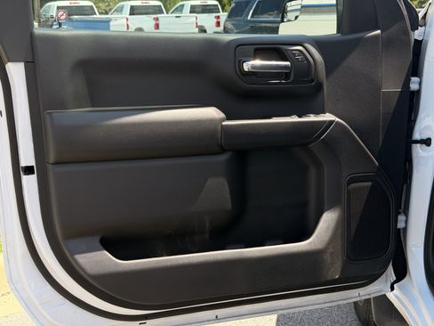Used 2025 Chevrolet Silverado 1500 W/T RWD image 14