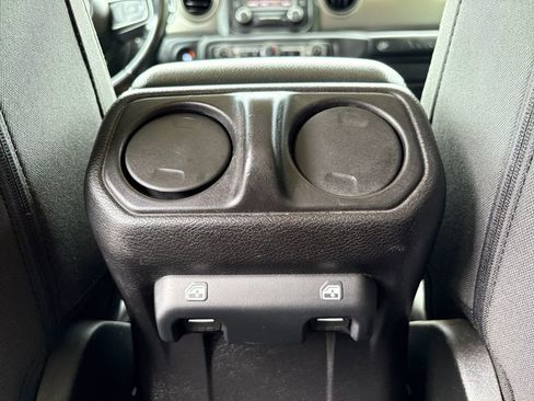 Used 2020 Jeep Wrangler Unlimited Sport S image 4