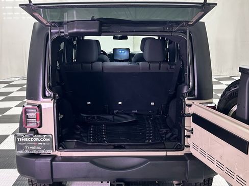 Used 2017 Jeep Wrangler Unlimited Sport w/ Quick Order Package 23S image 10