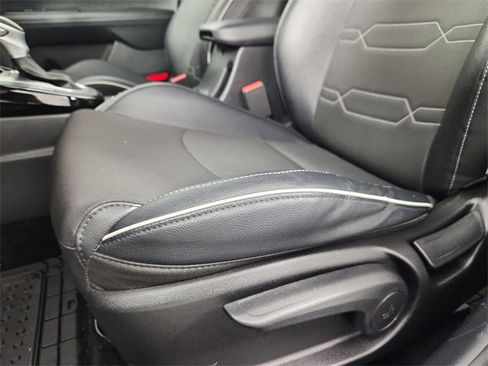 Used 2021 Kia Forte GT-Line image 11