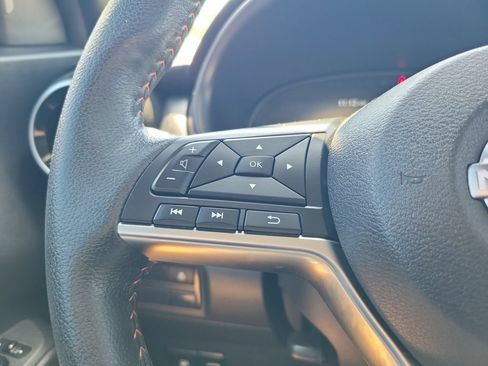 Used 2024 Nissan Kicks SR w/ SR Premium Package FWD image 21