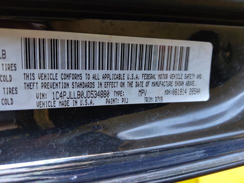 Used 2018 Jeep Cherokee Latitude Plus FWD image 33