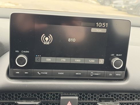 Certified 2023 Honda HR-V LX image 27