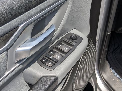 Used 2021 RAM 1500 Big Horn AWD/4WD image 18
