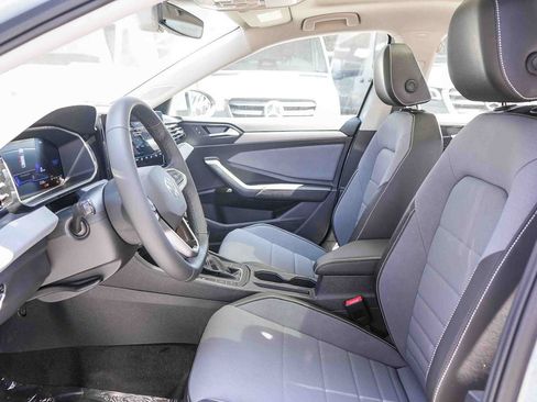 New 2026 Volkswagen Jetta SE FWD image 19