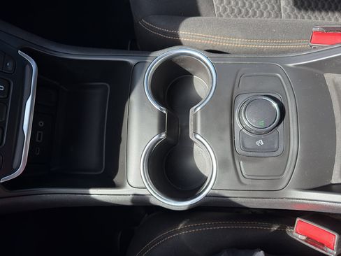 Used 2019 GMC Terrain SLE w/ LPO, Floor Liner Package FWD image 22