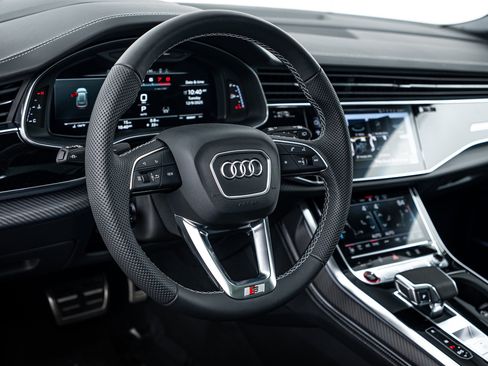 New 2026 Audi SQ8 Prestige image 9