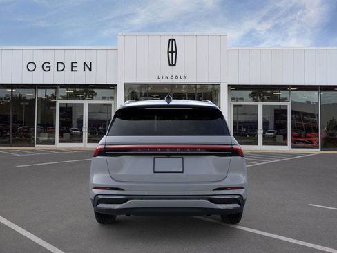 New 2026 Lincoln Nautilus Reserve w/ Jet Appearance Package image 5