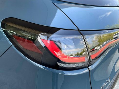 Used 2025 Honda HR-V Sport image 22
