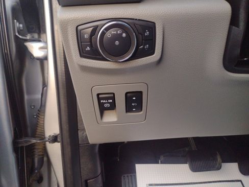 Used 2020 Ford F150 XLT w/ Equipment Group 302A Luxury image 18