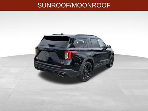 Used 2022 Ford Explorer ST w/ ST Street Pack AWD/4WD image 7