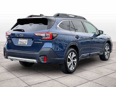 Used 2022 Subaru Outback Limited image 15