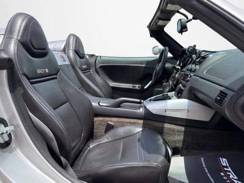 Used 2007 Saturn Sky Red Line RWD image 17