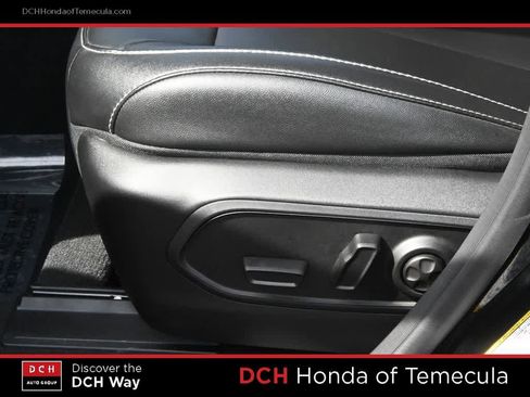 Used 2024 Jeep Grand Cherokee Limited image 17