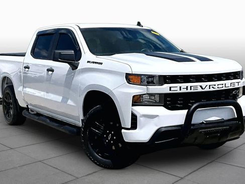 Used 2021 Chevrolet Silverado 1500 Custom w/ Rally Edition RWD image 3