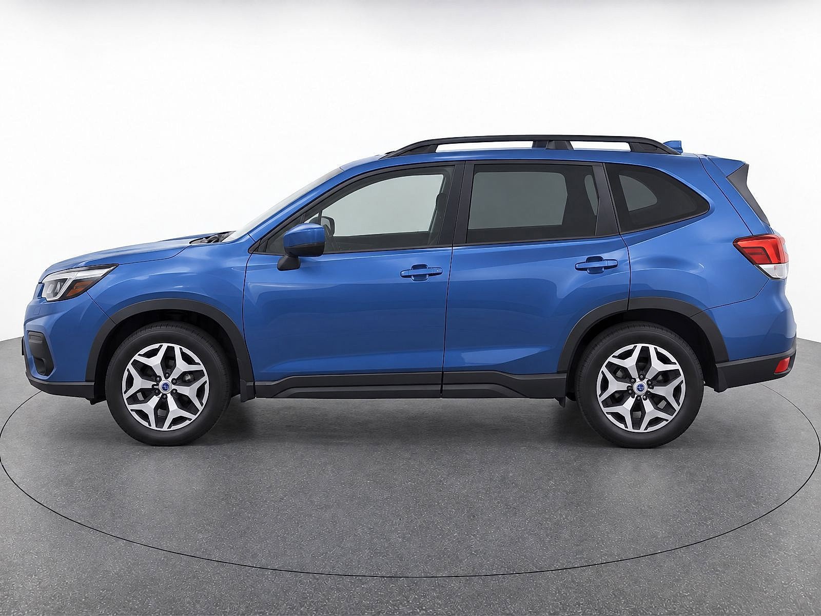 Used 2020 Subaru Forester Premium AWD/4WD image 6