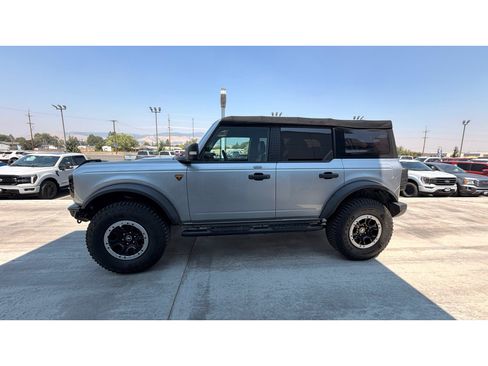Used 2022 Ford Bronco Badlands AWD/4WD image 6