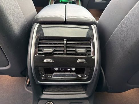 Used 2023 BMW X7 xDrive40i w/ Executive Package image 30