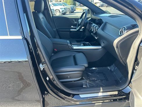 Certified 2026 Mercedes-Benz GLA 250 4MATIC image 14