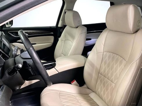 Used 2023 Buick Enclave Avenir w/ Avenir Technology Package image 25