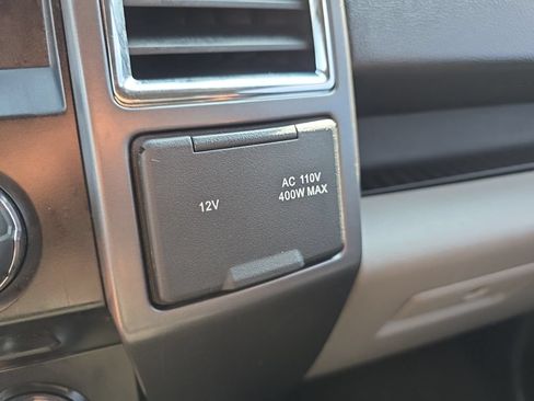 Used 2015 Ford F150 XLT w/ Equipment Group 302A Luxury AWD/4WD image 28