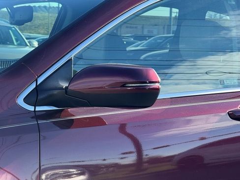 Used 2019 Honda CR-V Touring image 9