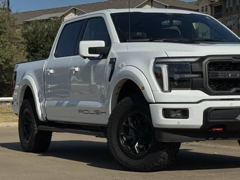 Used 2025 Ford F150 Lariat w/ Equipment Group 502A High AWD/4WD image 3