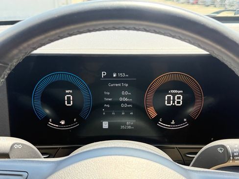 Certified 2025 Hyundai Kona SEL AWD/4WD image 33