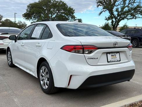 Used 2025 Toyota Corolla LE image 7