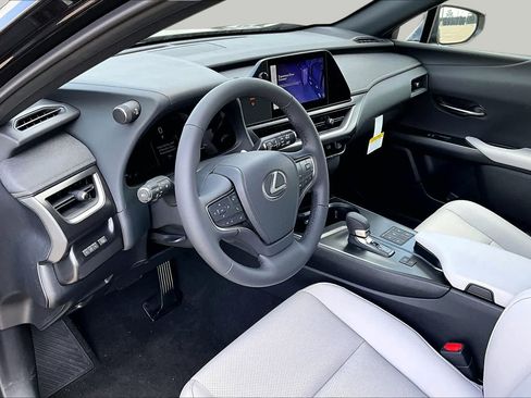New 2026 Lexus UX 300h FWD image 8