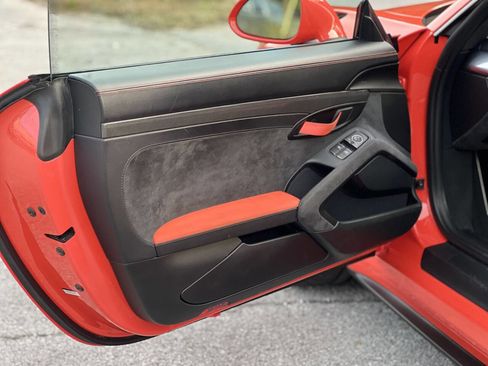 Used 2016 Porsche 911 GT3 RS image 6