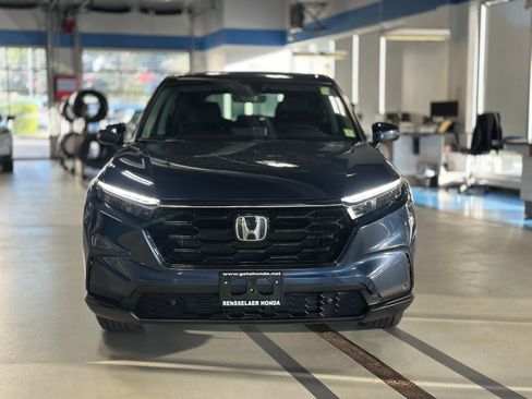 Used 2024 Honda CR-V EX-L image 2