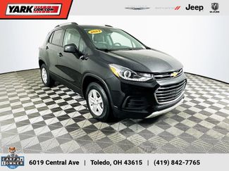 Used 2022 Chevrolet Trax LT w/ LT Convenience Package 360° Tour