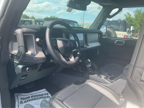 New 2026 Ford Bronco Outer Banks w/ Sasquatch Package AWD/4WD image 15