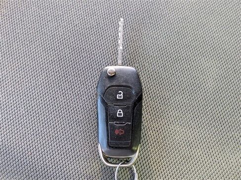 Used 2019 Ford F250 XLT w/ FX4 Off-Road Package image 27