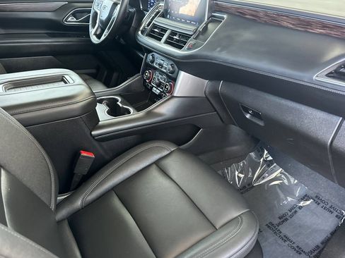 Used 2023 Chevrolet Tahoe Z71 w/ Z71 Off-Road Package AWD/4WD image 21