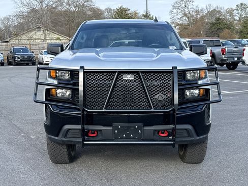 Used 2020 Chevrolet Silverado 1500 Custom Trail Boss w/ Custom Convenience Package image 2