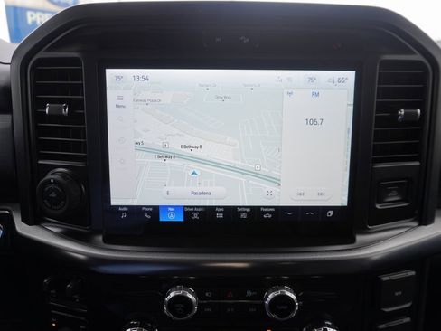 Certified 2025 Ford F150 Lariat w/ Equipment Group 501A Mid image 16