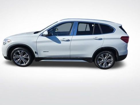 Used 2017 BMW X1 xDrive28i image 4